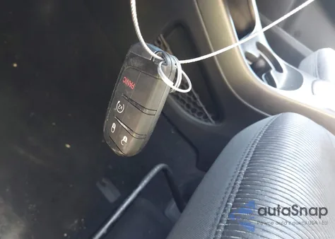 2019 Dodge Journey Se Value Package z USA, uszkodzony, nr VIN 3C4PDCAB0KT764277